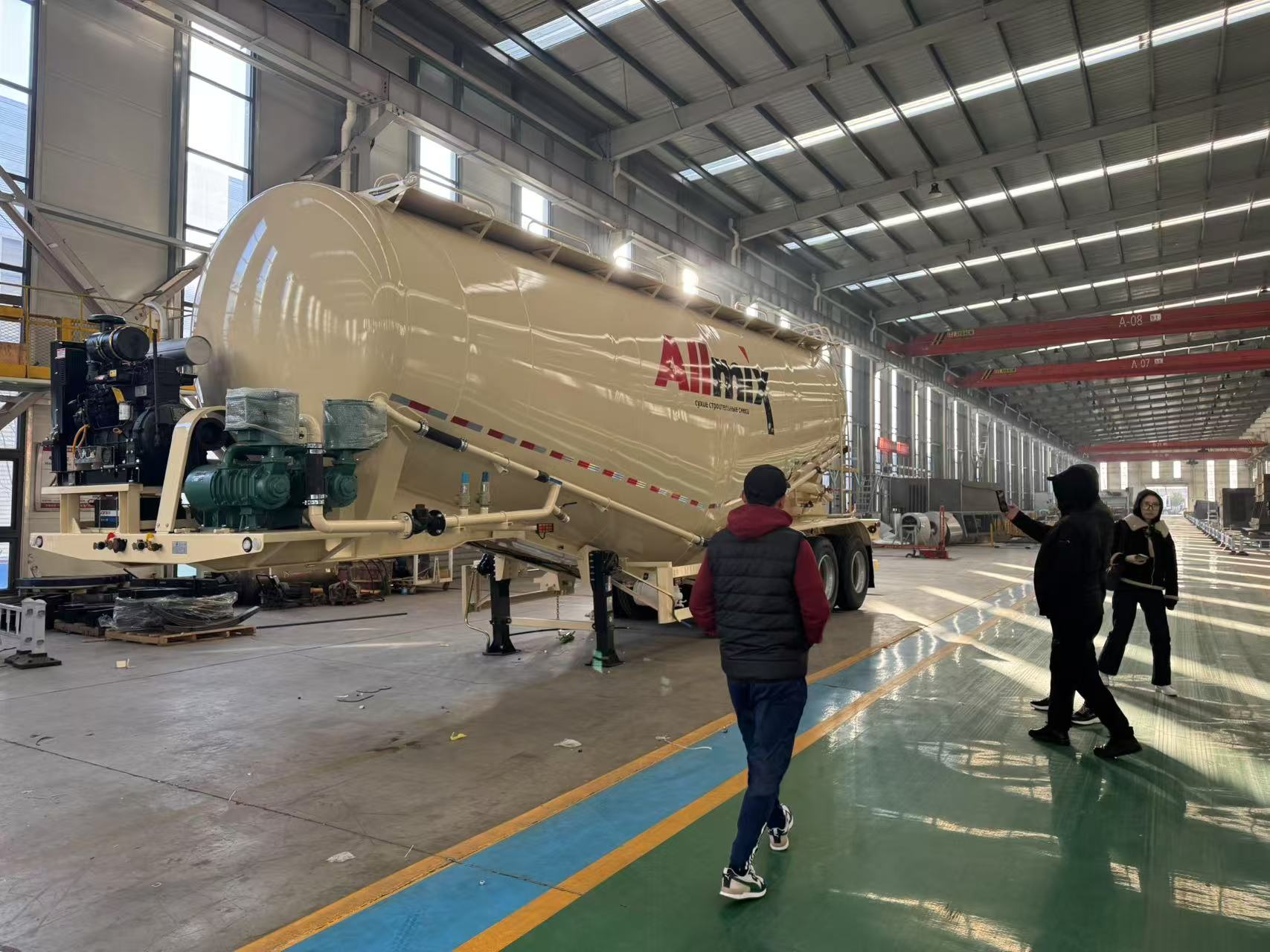 Mali Customers Visit FeiChi to Buy Powde