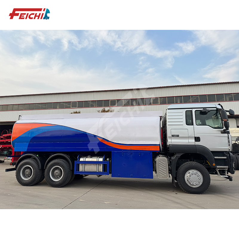 Heavy Duty Sinotruk Carbon Steel 6x4 Car