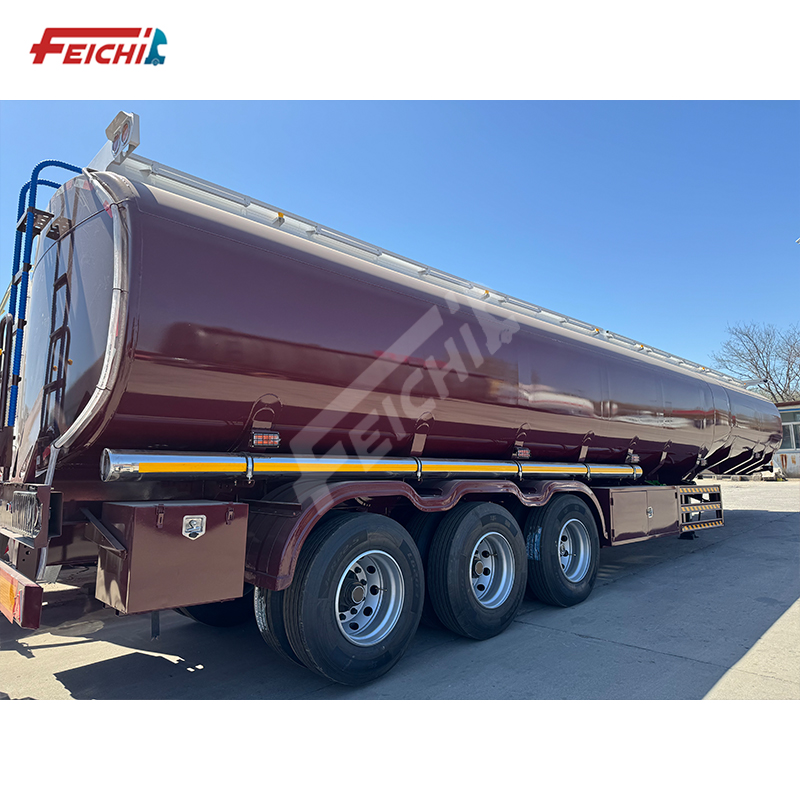 Tri-Axle 30 Cubic Metre Tanker Carbon St