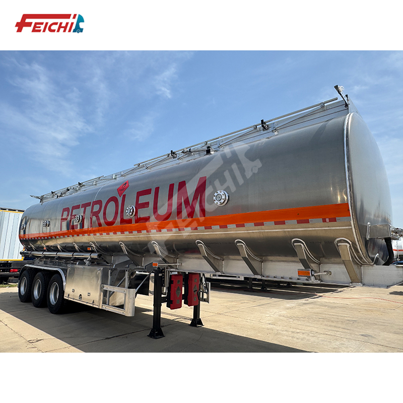 3 Axles 40000 Liters Oil Tank Trailer 5 